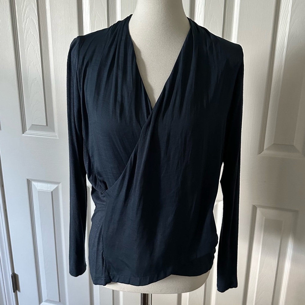 Anthropologie Dolan Collection Surplus V-neck long sleeve top, Blue, Size L.